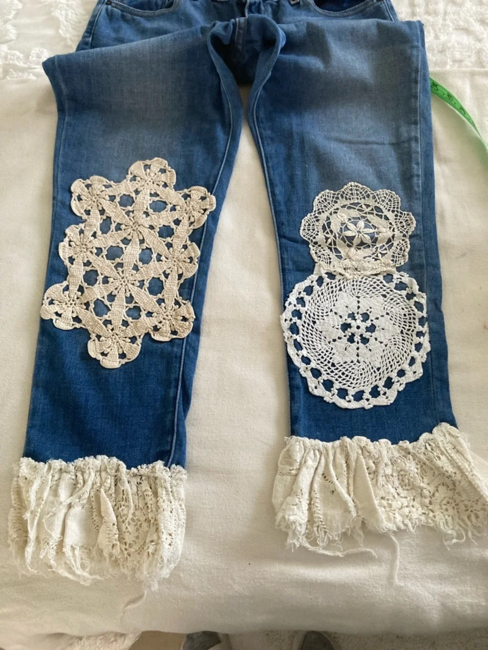 Levi's Blue Cropped Jeans with White Crochet Appliqués and Fringe - Picture 3 of 6